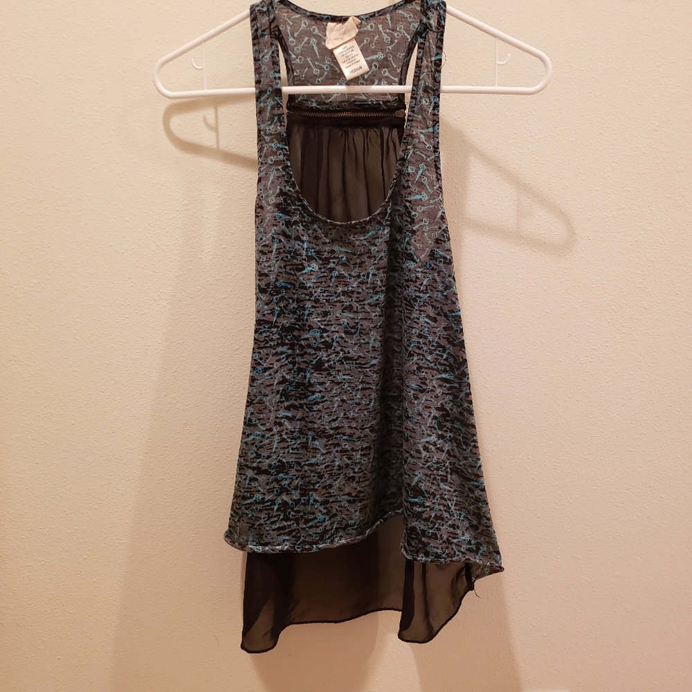 Self Esteem Key Print Top flowy fit size Medium sheer back high low hem